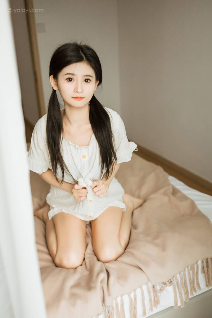 图片[2]-米白睡衣双马尾少女，软萌又治愈。-美图馆